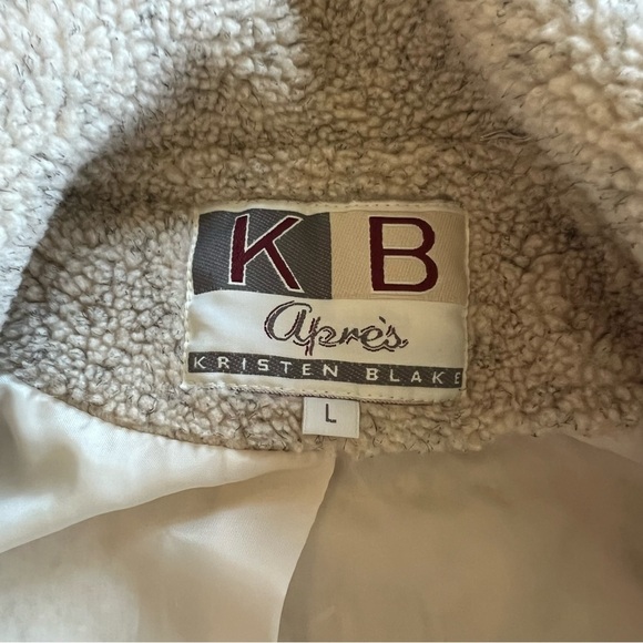 Vintage Cream Fuzzy Winter Coat - Picture 5 of 5